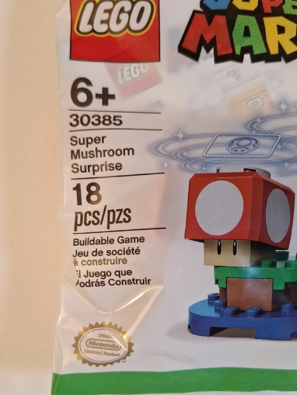 LEGO Super Mario Super Mushroom Surprise Brand New